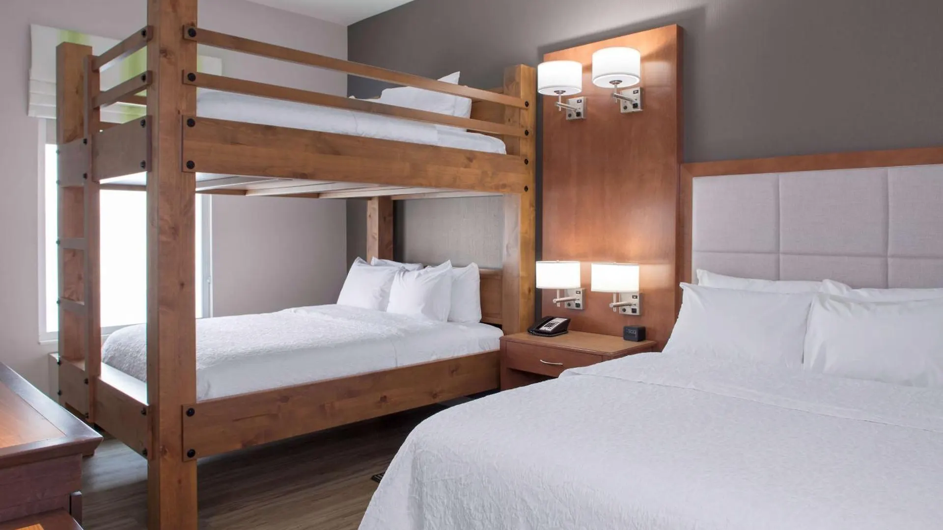 Hotel Hampton Inn & Suites Columbus Scioto Downs