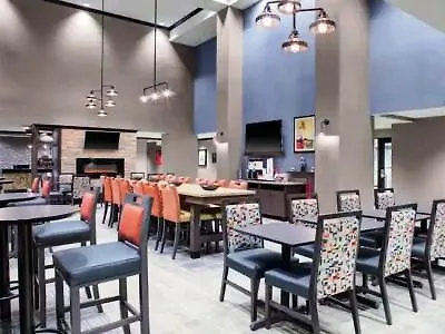 Hotel Hampton Inn & Suites Columbus Scioto Downs