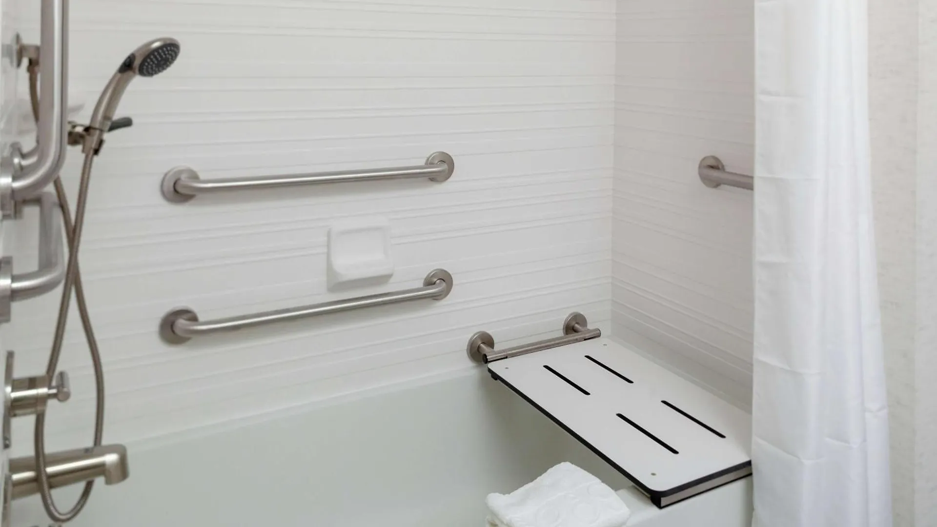 Hampton Inn & Suites Columbus Scioto Downs 3*,  USA