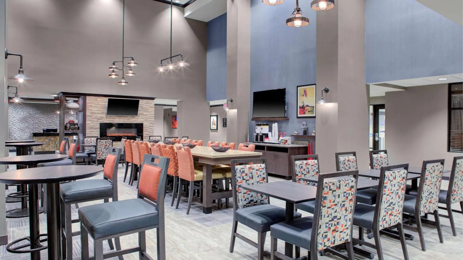 Hampton Inn & Suites Columbus Scioto Downs 3*,