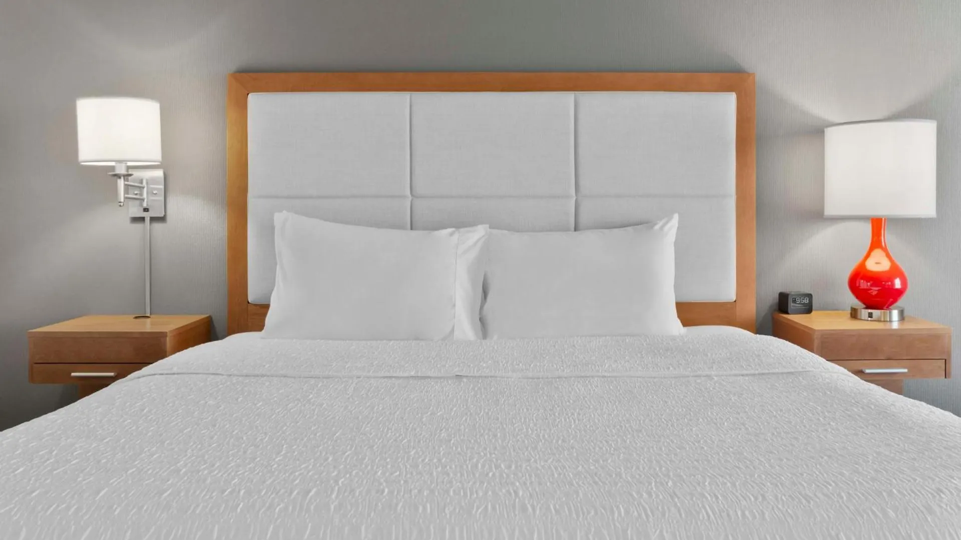 Hampton Inn & Suites Columbus Scioto Downs Hotel
