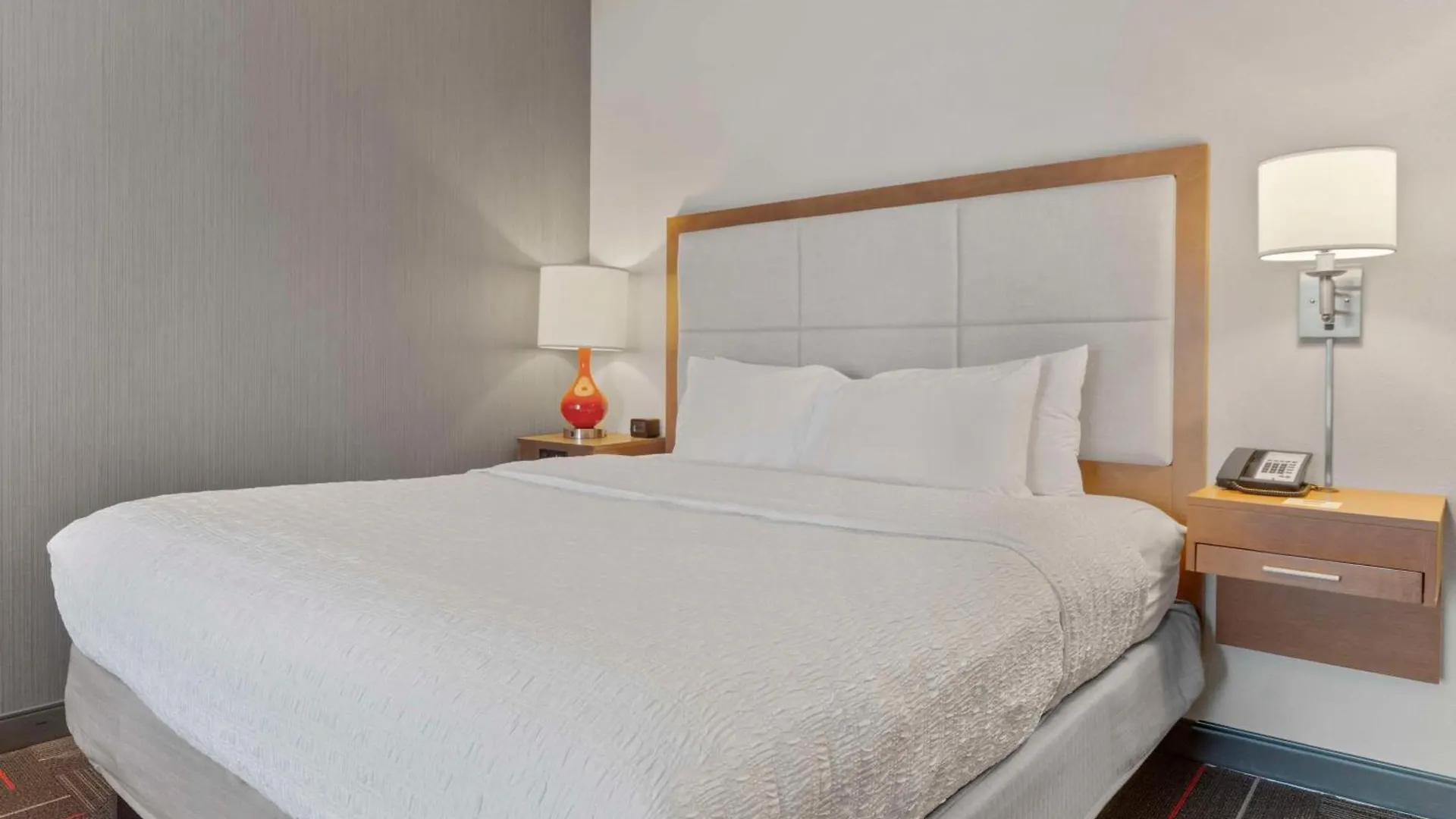 Hampton Inn & Suites Columbus Scioto Downs